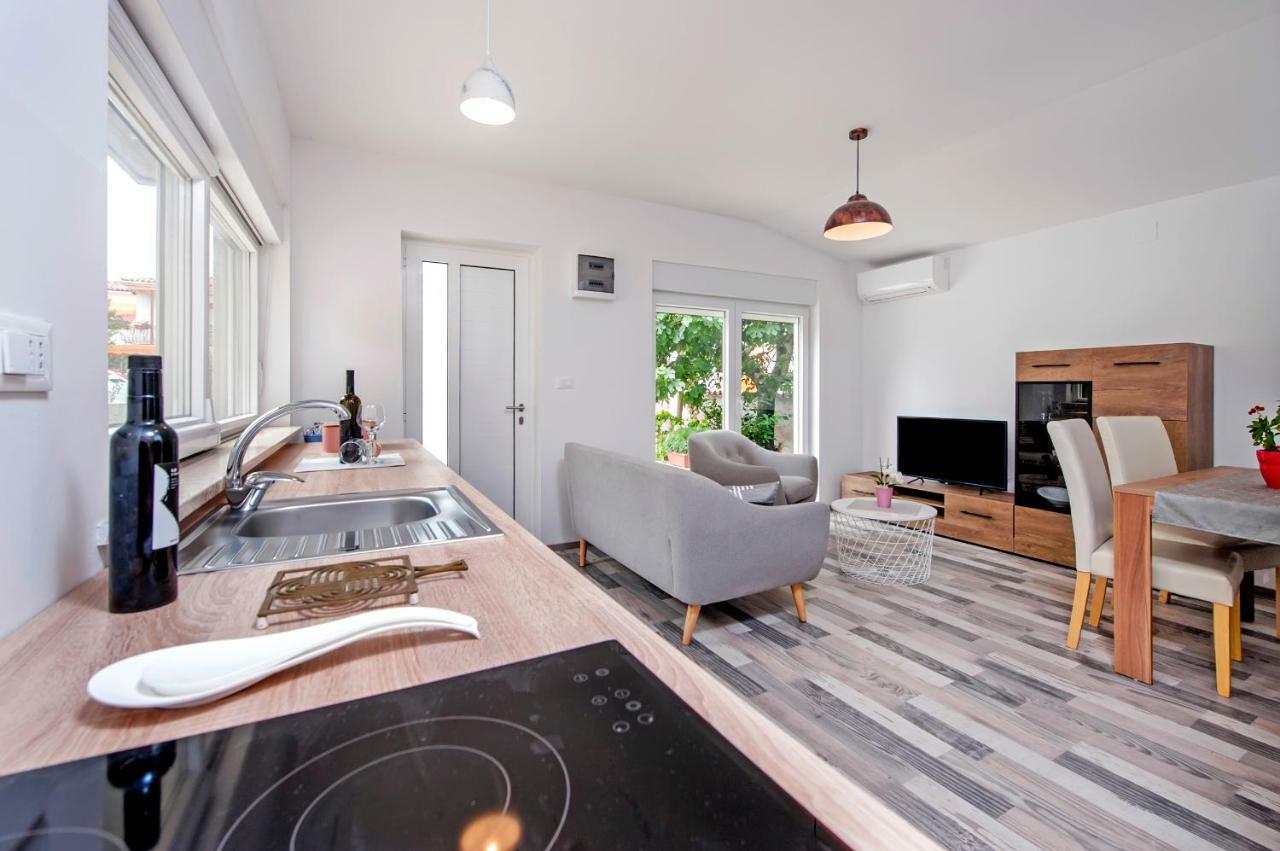 Paola Cozy Apartment Rovinj Eksteriør bilde