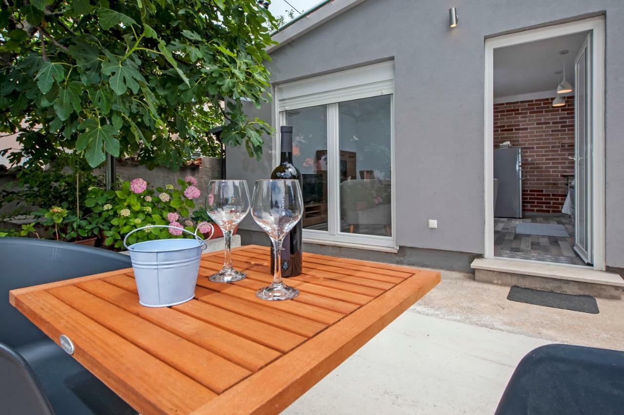 Paola Cozy Apartment Rovinj Eksteriør bilde